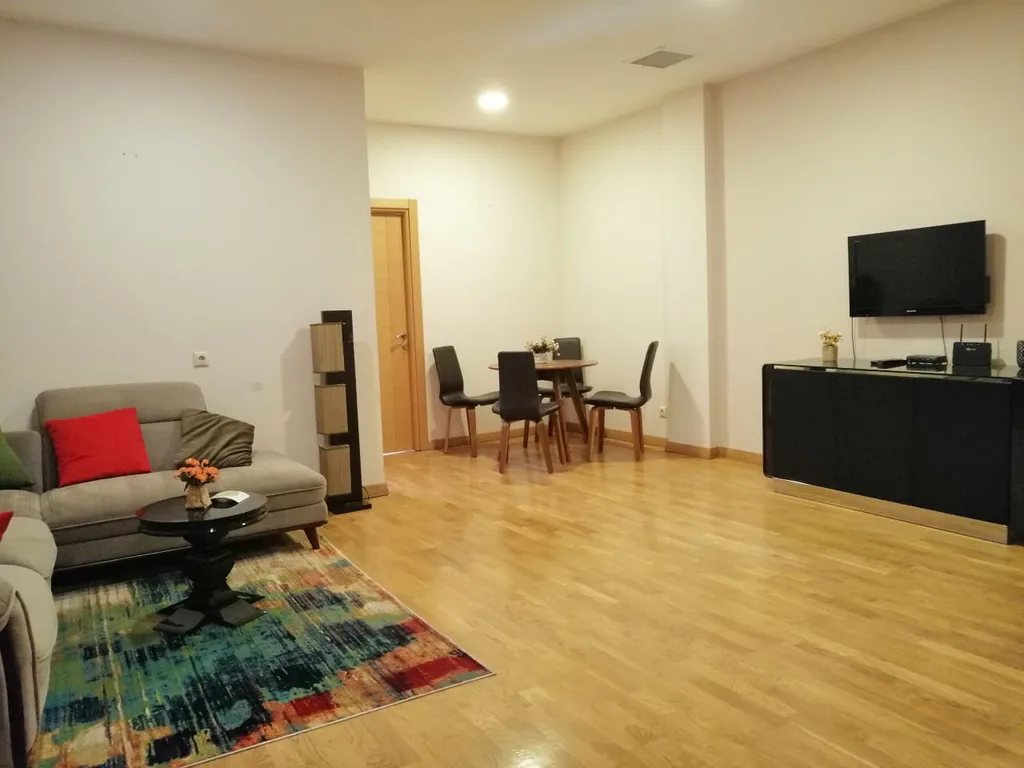 Квартира в бизнес-центре у проспекта Руставели