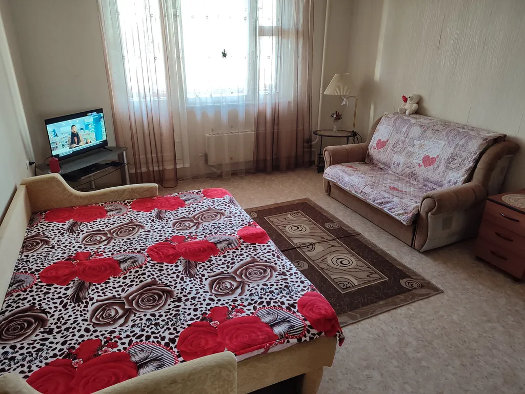 Уютная квартира в хорошем районе — аренда посуточно в Подольск