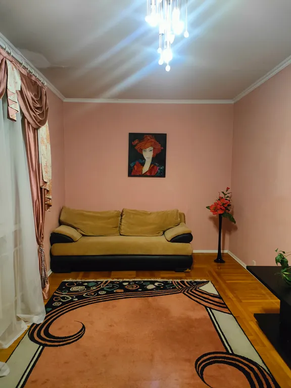 Уютная 2-х комнатная квартира в лучшем районе города