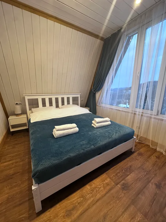 Просторный дом-треугольник Аврора