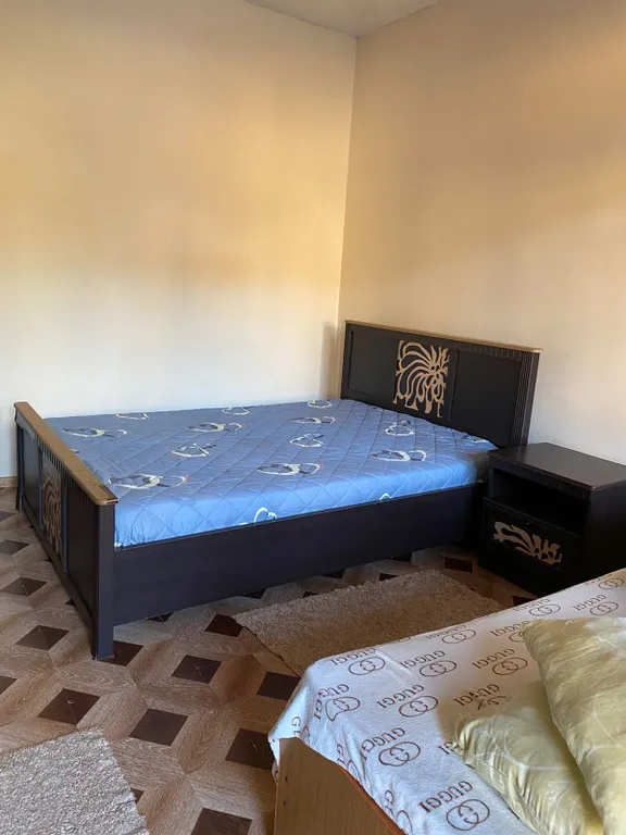 Просторный дом в городе рядом с ЖД вокзал