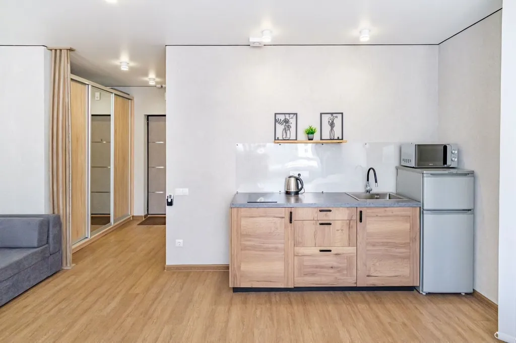 Стильная новая студия с видом на лес