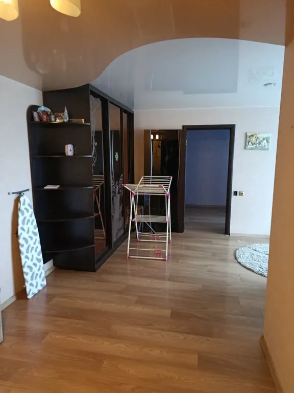 Чистая, уютная, трёхкомнатная квартира с евроремонтом и удобствами