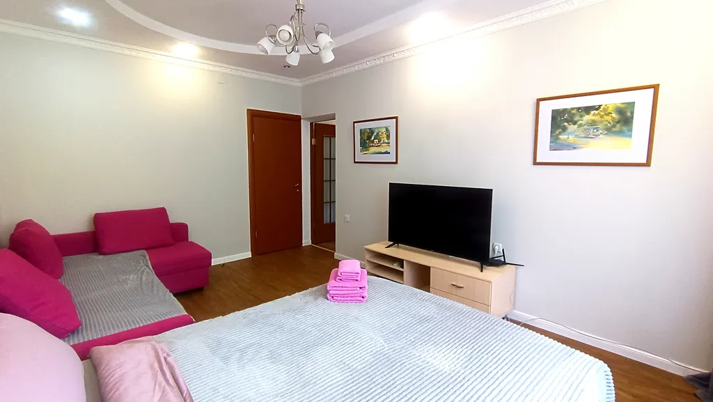 Уютная квартира недалеко от метро Алатау и по. Абая