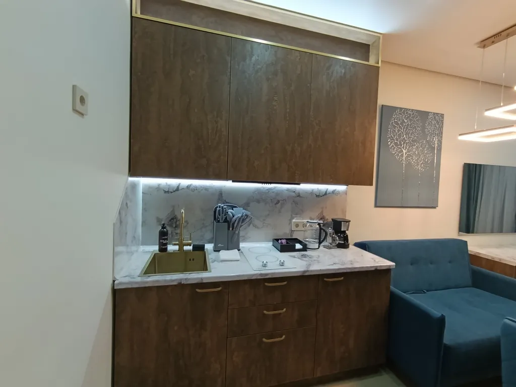 Дизайнерская студия ls-lux-fly blue light лучший вид на море