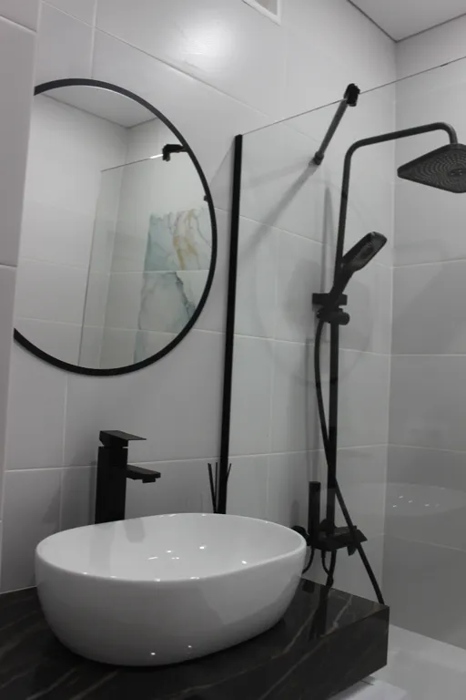 Современная, просторная квартира