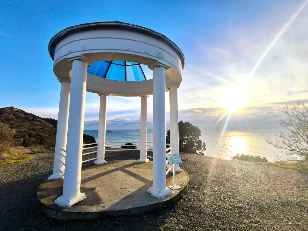 Отдых в уютном, уединенном домике на 6 сотках.