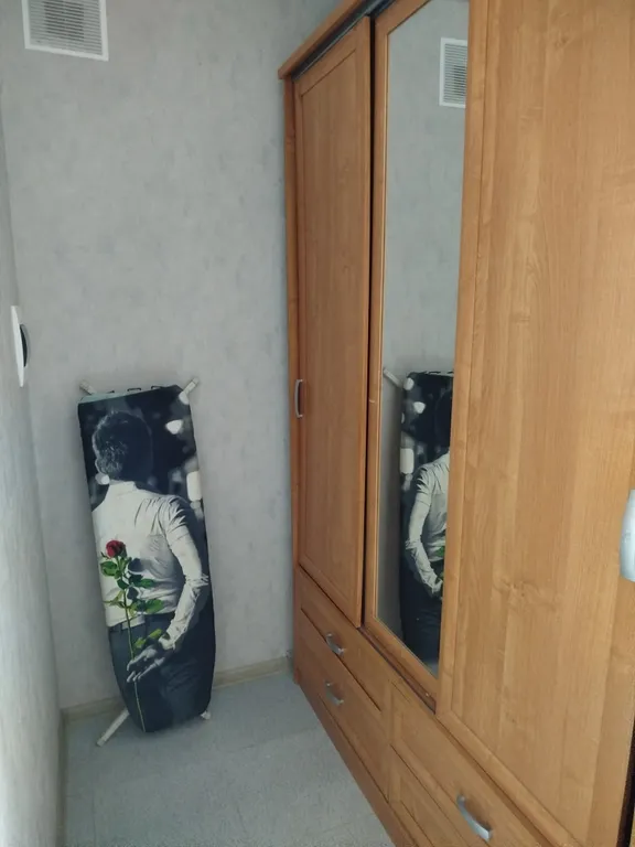 Уютная однушка в районе кировской больницы, от центра 10 минут