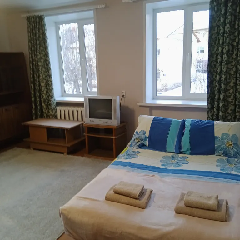 Теплая квартира эконом класса в укромном месте близко от центра