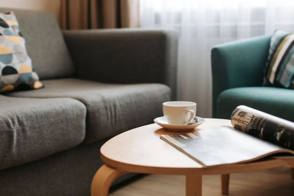 Номер Бизнес с двуспальной кроватью и диваном