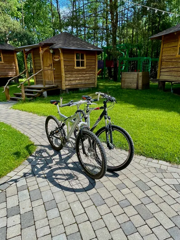 Уютное бунгало в парк-усадьбе Вишня