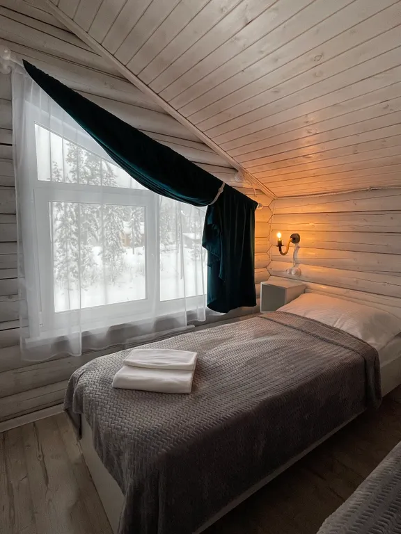 Уютный дом из бревна с 2мя отдельными спальнями