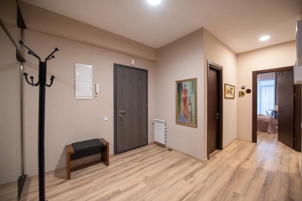 Квартира для семьи в комплексе с детскими площадками