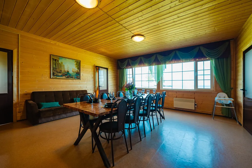 Коттедж Дом на берегу озера Плещеево — Веськово