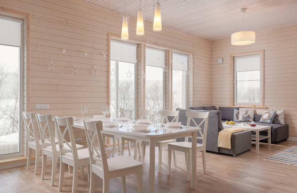 Отдых на берегу озера с видом на горнолыжный курорт и сауной в доме