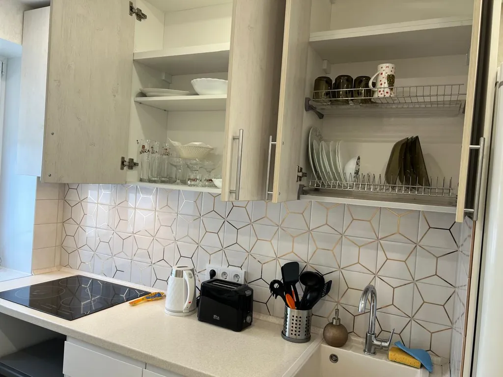 Апартаменты в центре с видом на Иртыш