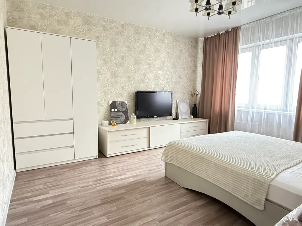 Квартира Отличная однокомнатная квартира рядом с набережной — Красноярск