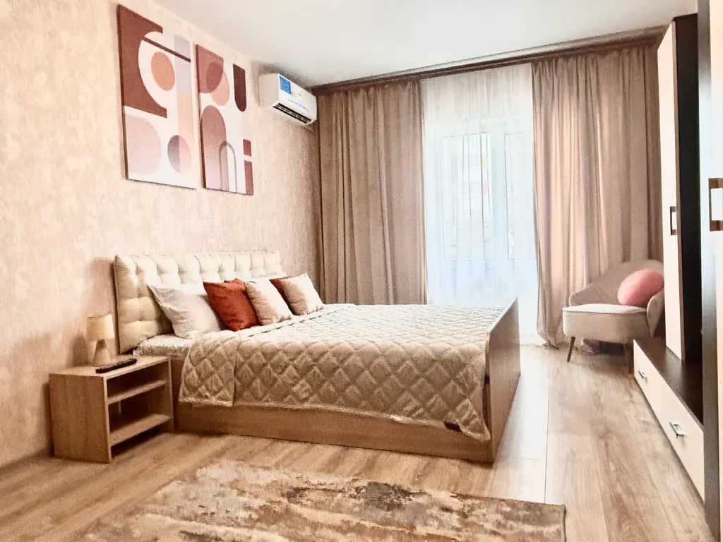 Квартира около трассы и в 5 минутах от города