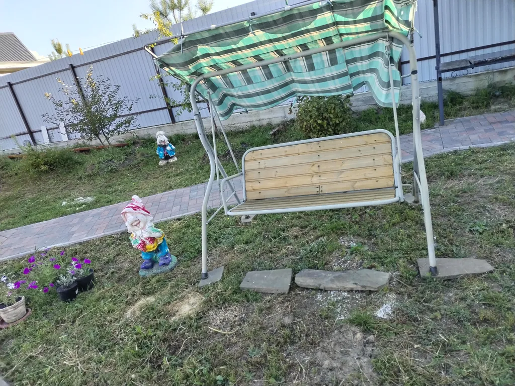 Уютный загородный дом у озера, с баней, для отдыха и праздника