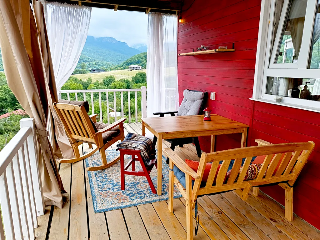 Коттедж Дом с панорамным видом на горы — Соколиное