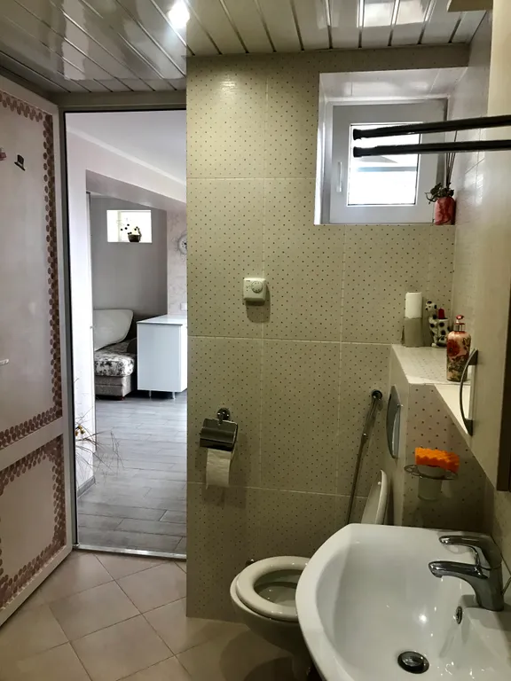 Дом с бассейном на море