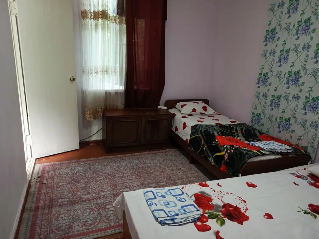 Квартира Тихий уголок — аренда посуточно в Гагра