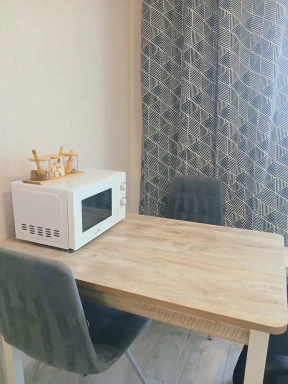 Придача, вату. Дамба, центр левого берега