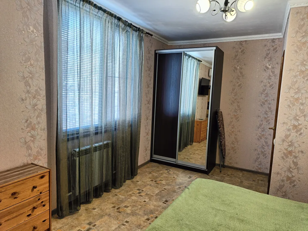 Коттедж Коттедж Этаж двухкомнатный в центре — Геленджик