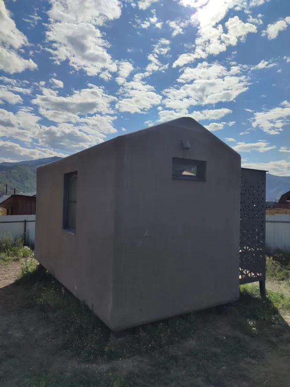 Двухместный дом с видом на горы