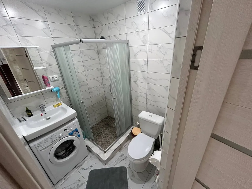 Уютная квартира- студия с новым, современным ремонтом