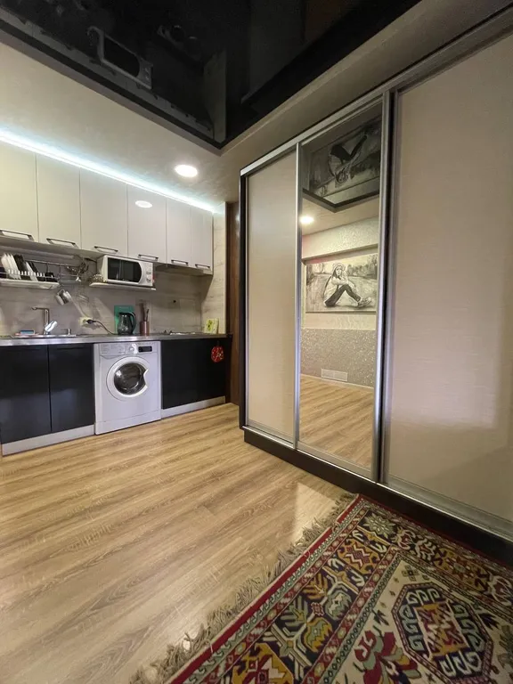 Уютная студия с очень удобным расположением