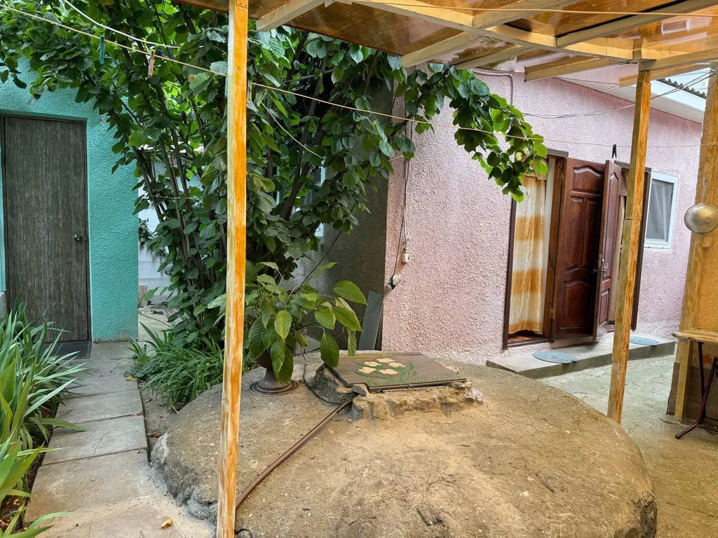 Коттедж 2-комнатный Дом — аренда посуточно в Алушта