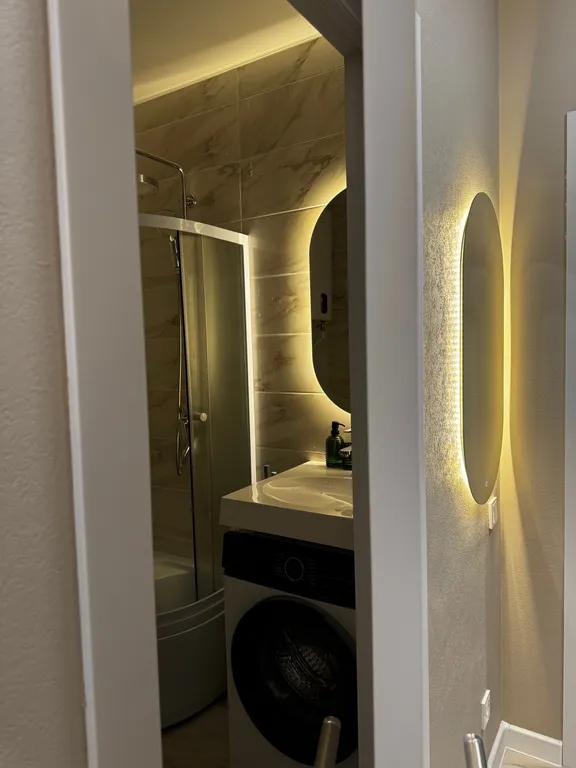 Дизайнерская студия в изумрудном цвете