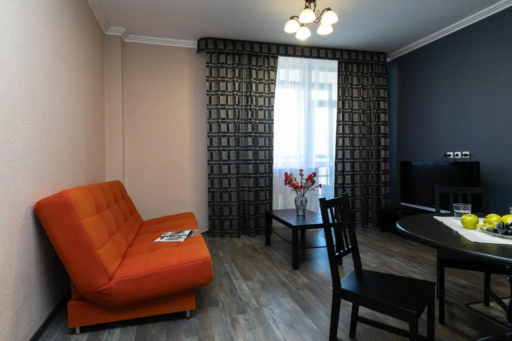 Квартира Квартира Евродвушка рядом с ТЦ Мегаполис и Южным Автовокзалом — Екатеринбург