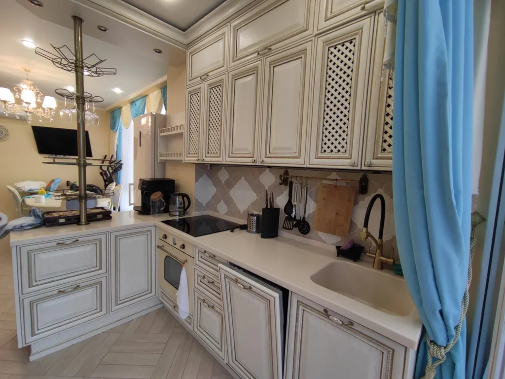 Квартира с видом на море и горы