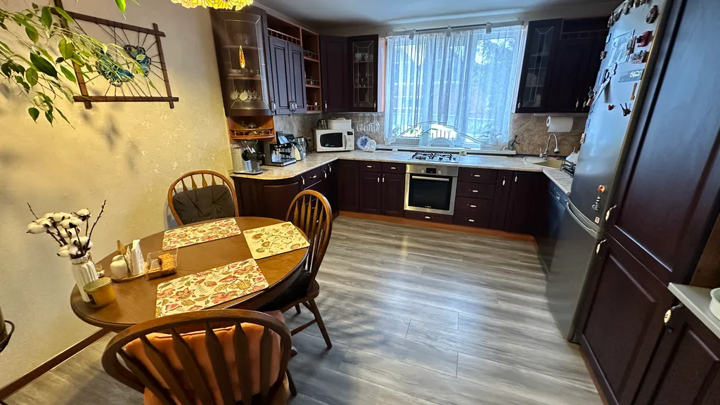 Гостевой дом с туристическим сервисом Гости