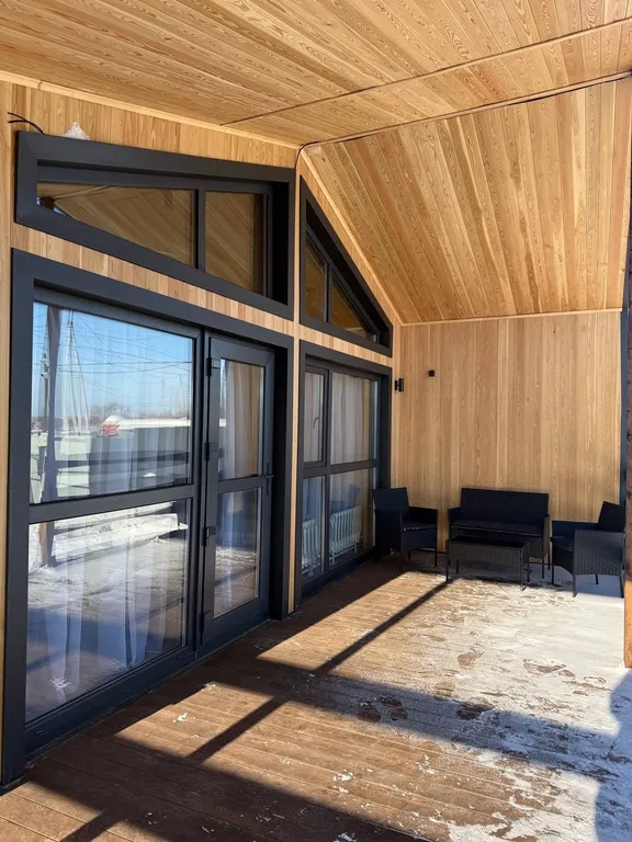 Дом с баней у реки