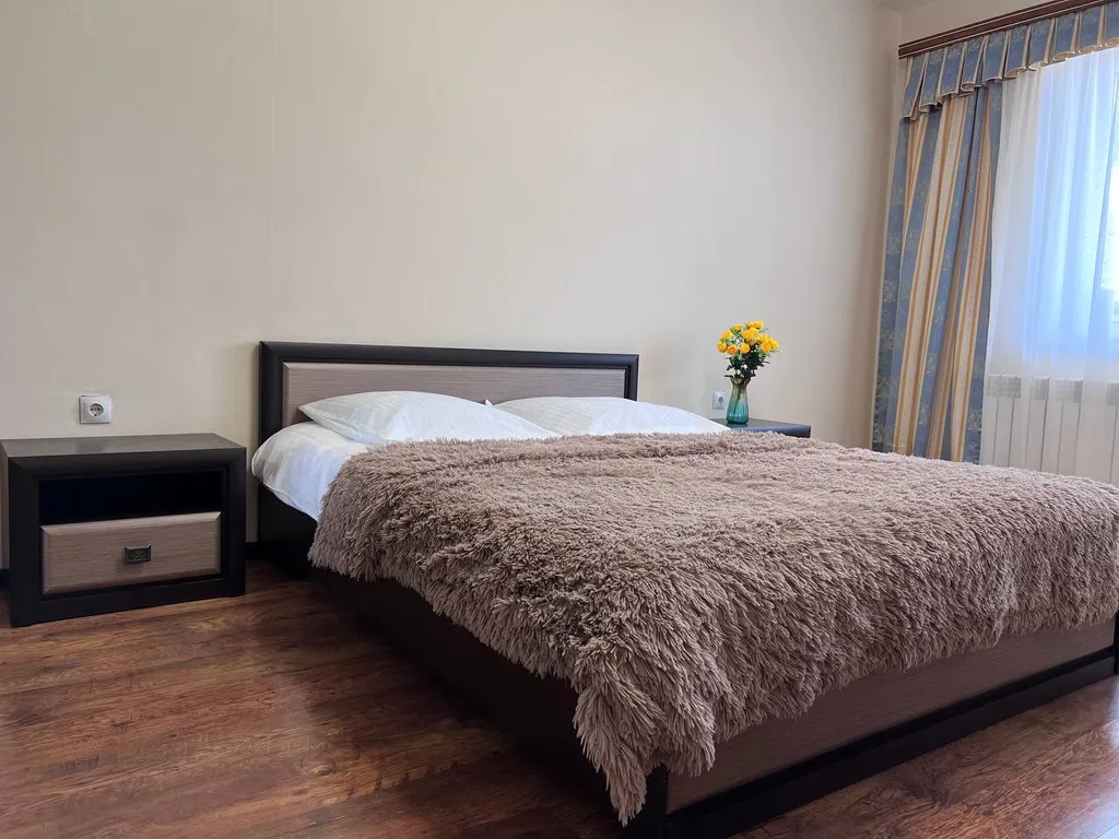 Прекрасная и просторная квартира в центре