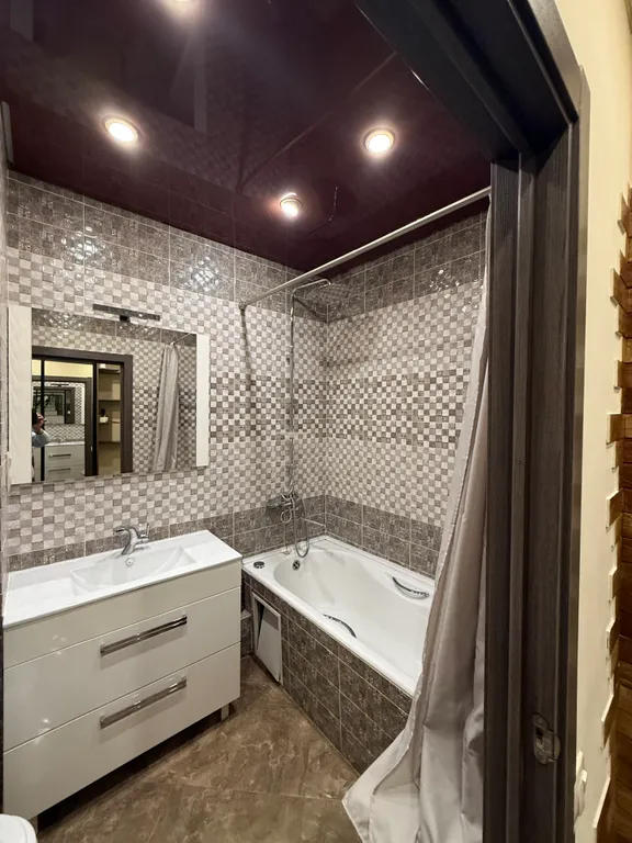 Квартира в новом доме в центре