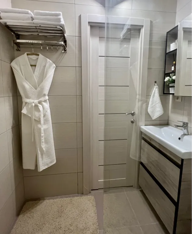 Шикарные апартаменты с белоснежными полотенцами и постельным бельем