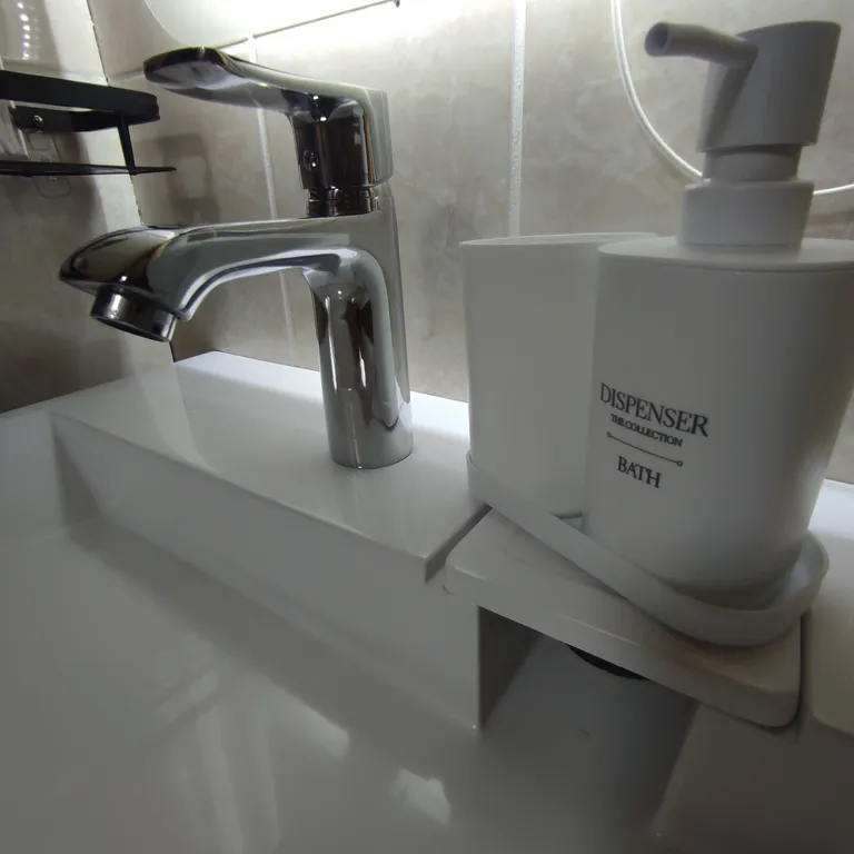 Экодомик из рубленого бревна с дровяной сауной