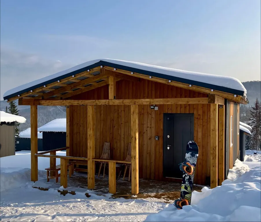 Коттедж Теплый дом с двумя спальнями — Шерегеш