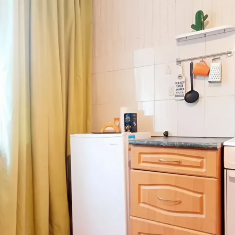 Квартира две остановки от вокзала