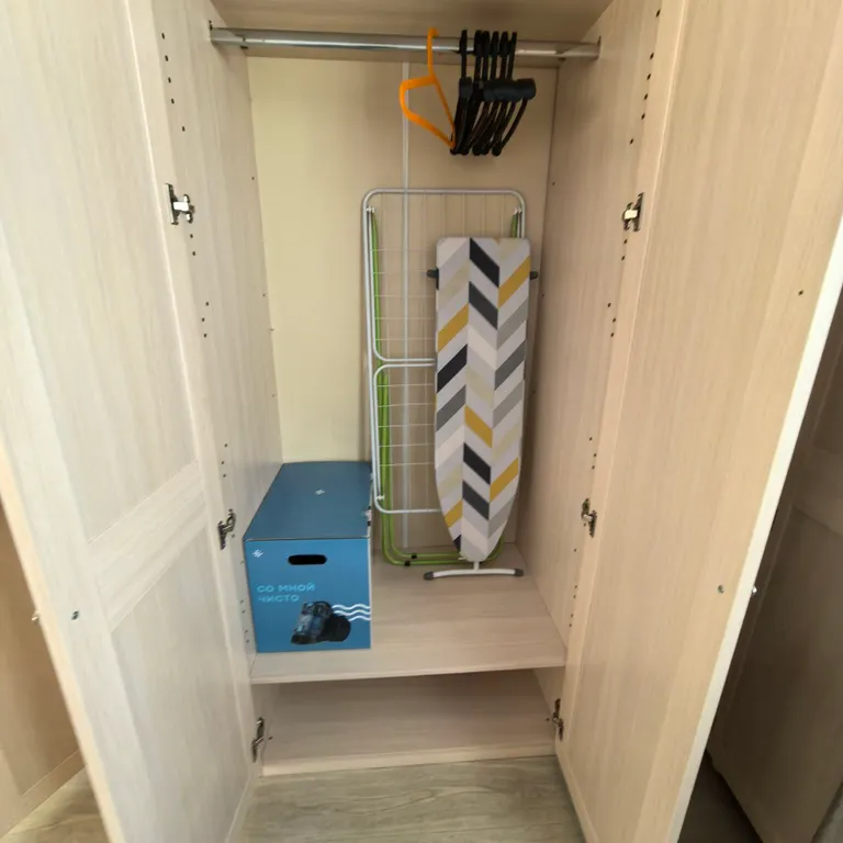 Большая 2-я квартира с отдельными 2-мя спальнями, отдельной кухней