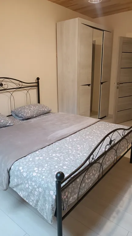 Новый уютный коттедж в черте города