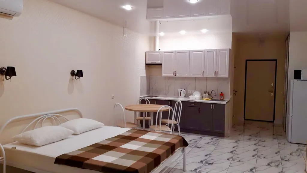 Квартира Апарт-отель Кавказ апартаменты 300м до моря — Анапа