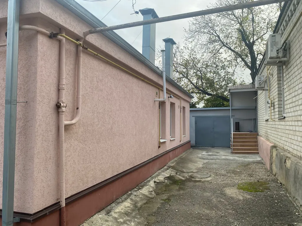 Дом в курортной зоне с парковкой и мангалом