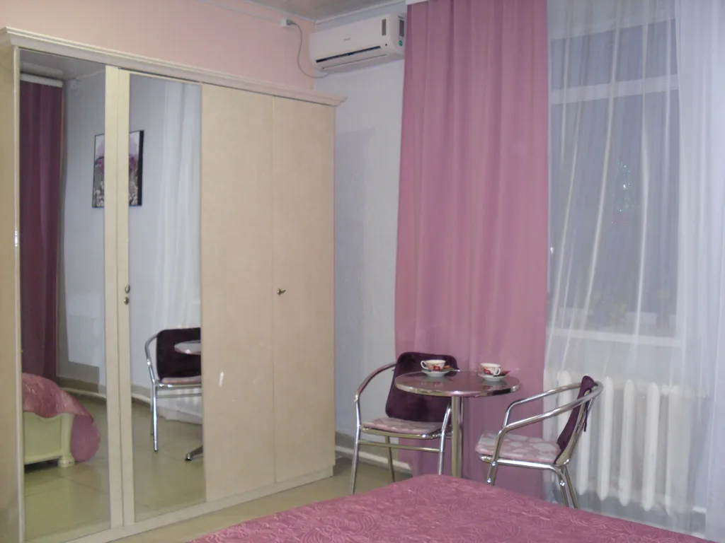 Одноместный номер стандарт++ с двуспальной кроватью