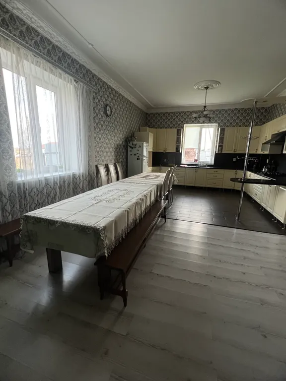 Частный дом недалеко от города