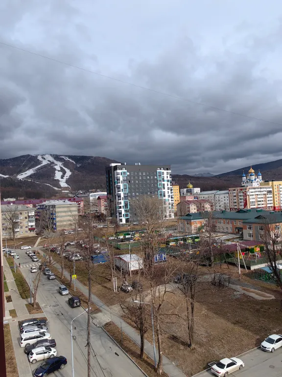 Терракотовая квартира рядом с подъемником на Горный Воздух